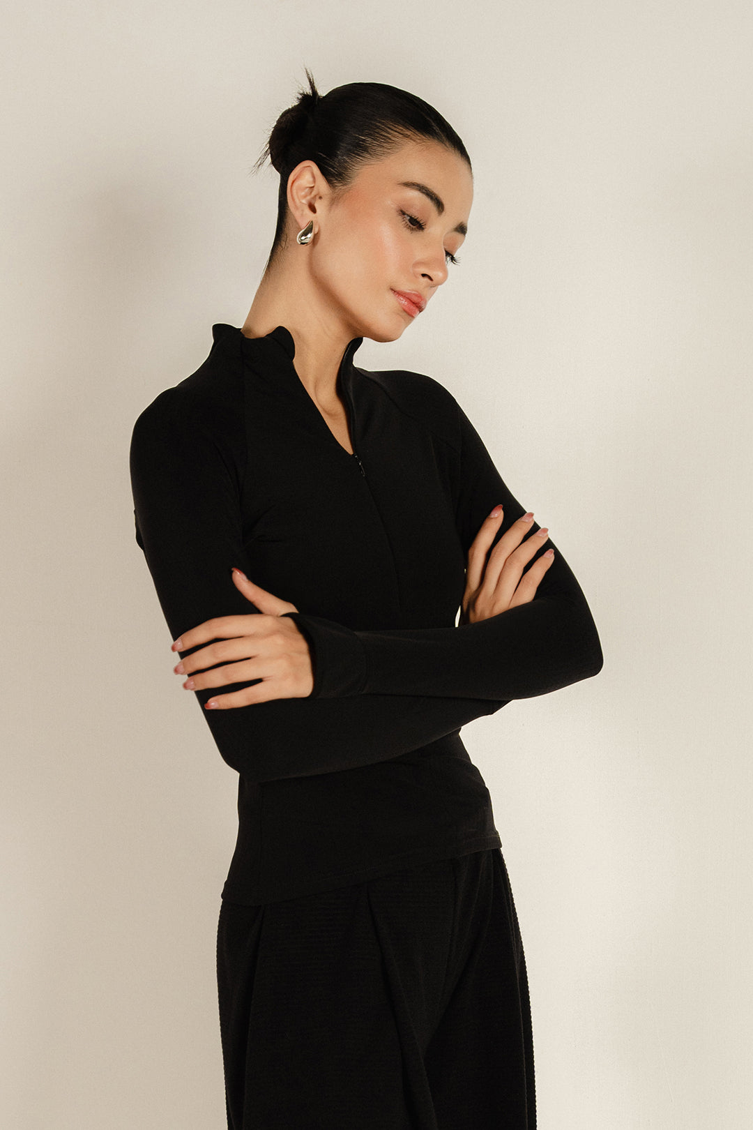 Form Fitted Raglan Jacket - Black