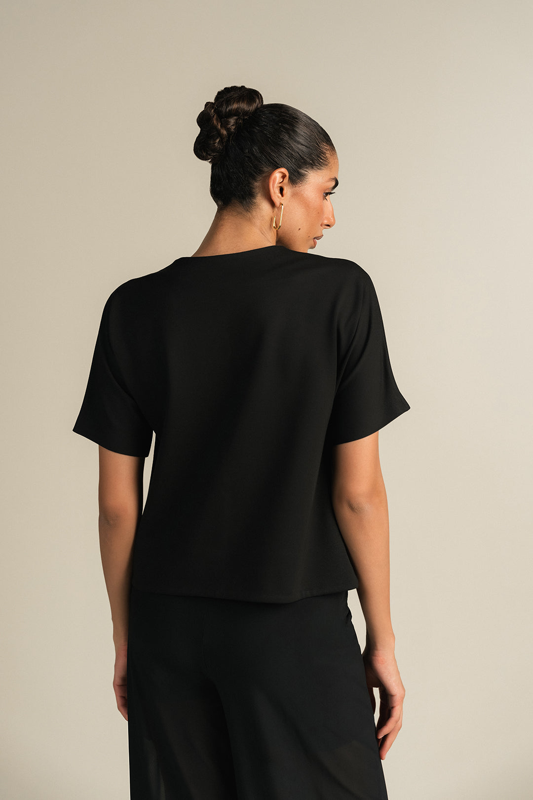 Luluknit Batwing Top - Black