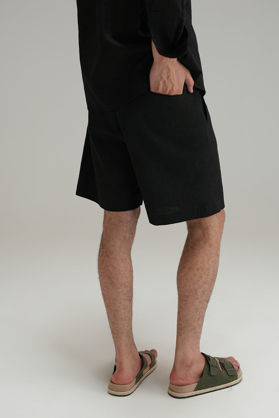 Linen Shorts - Black