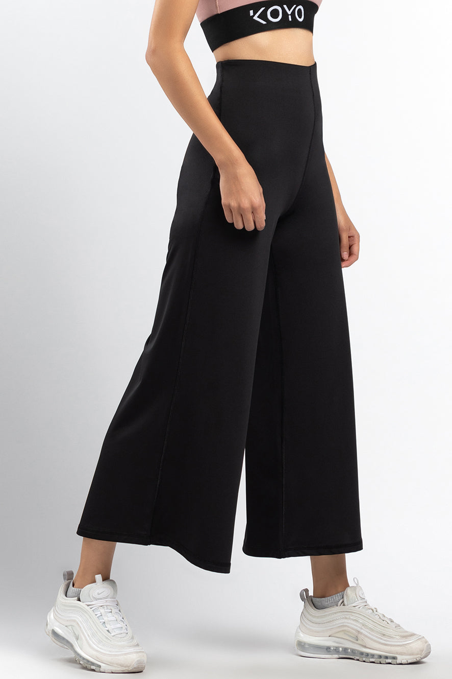 Crop Flare Black Pants