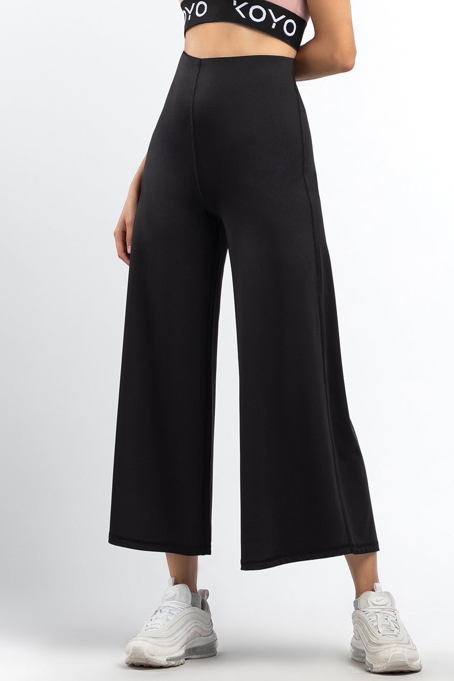 Crop Flare Black Pants