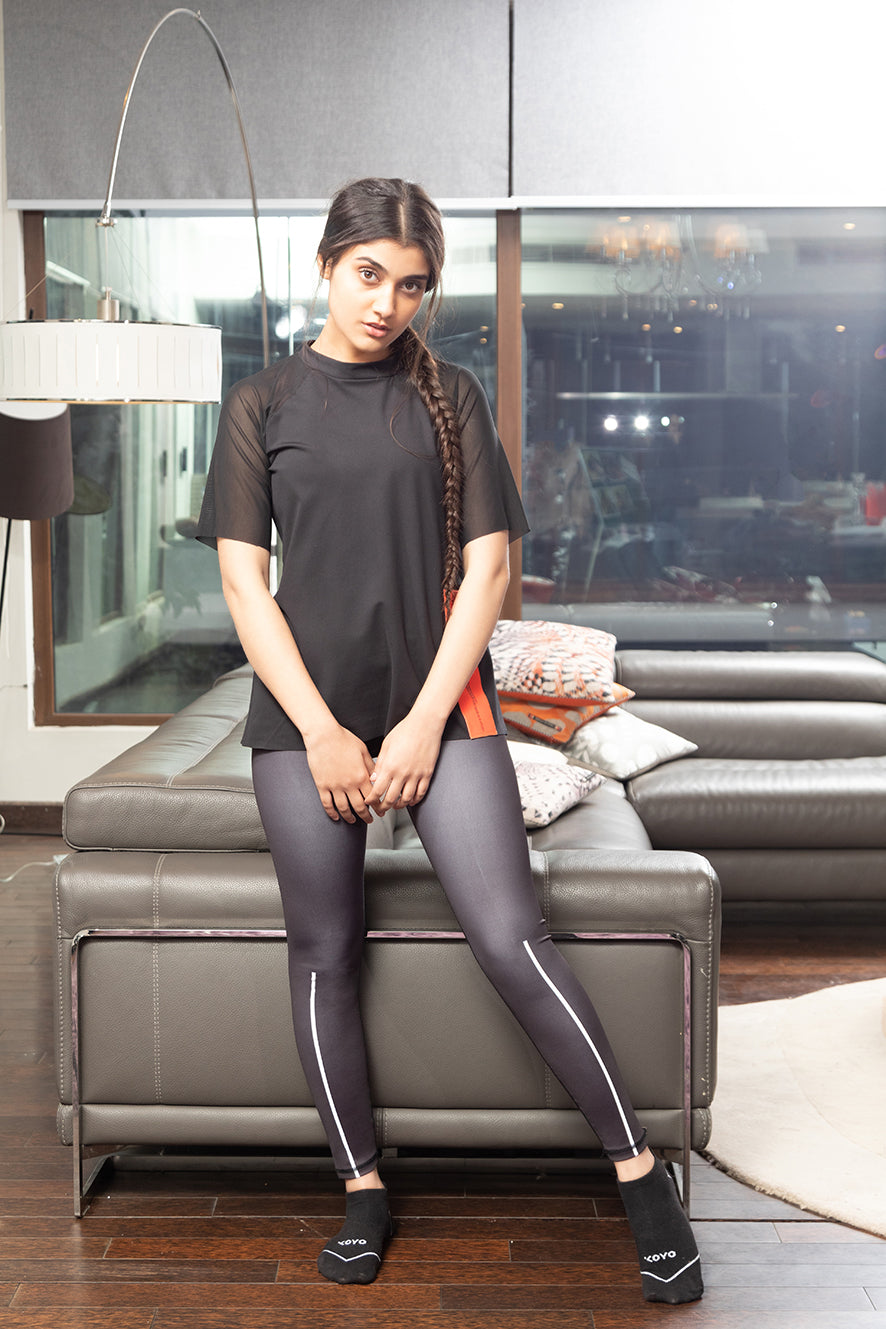 Linear Seamless Tights