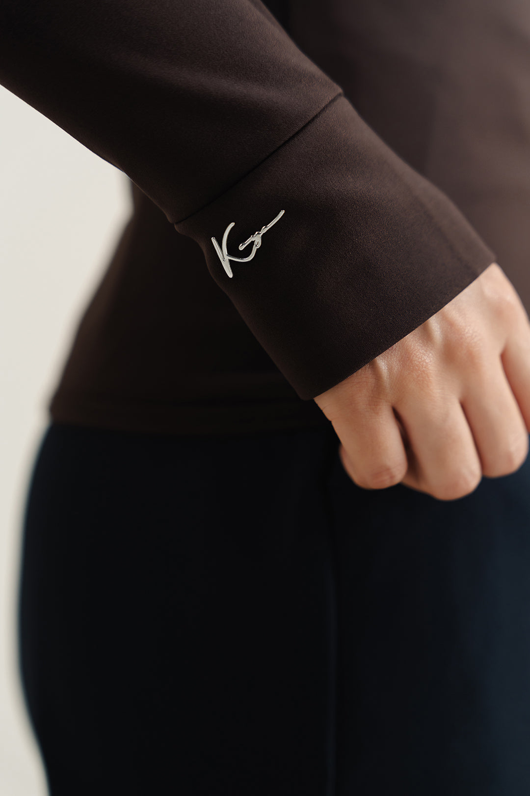 Form Fitted Raglan Jacket - Mocha