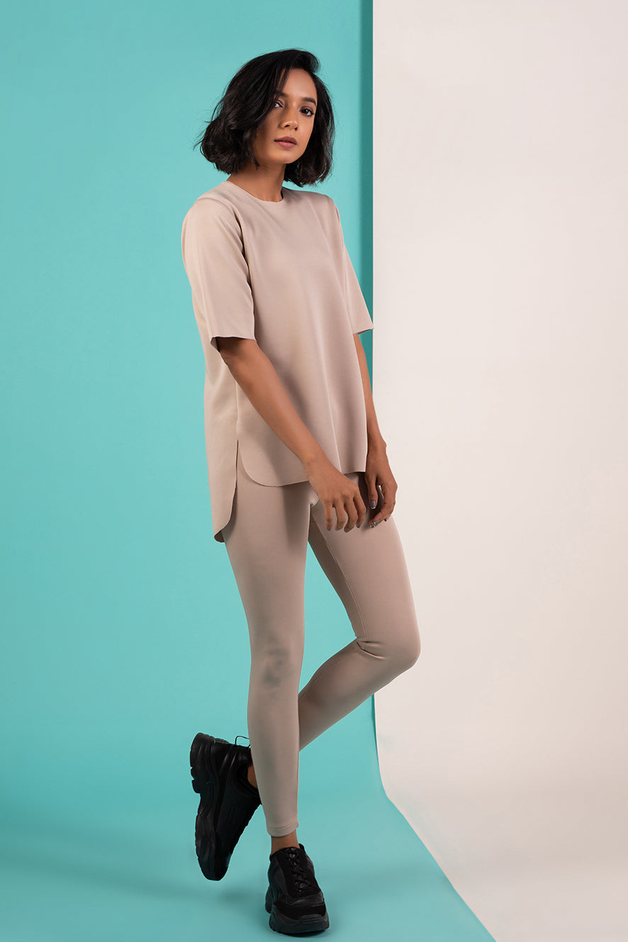 Skin Hi-Low Tee