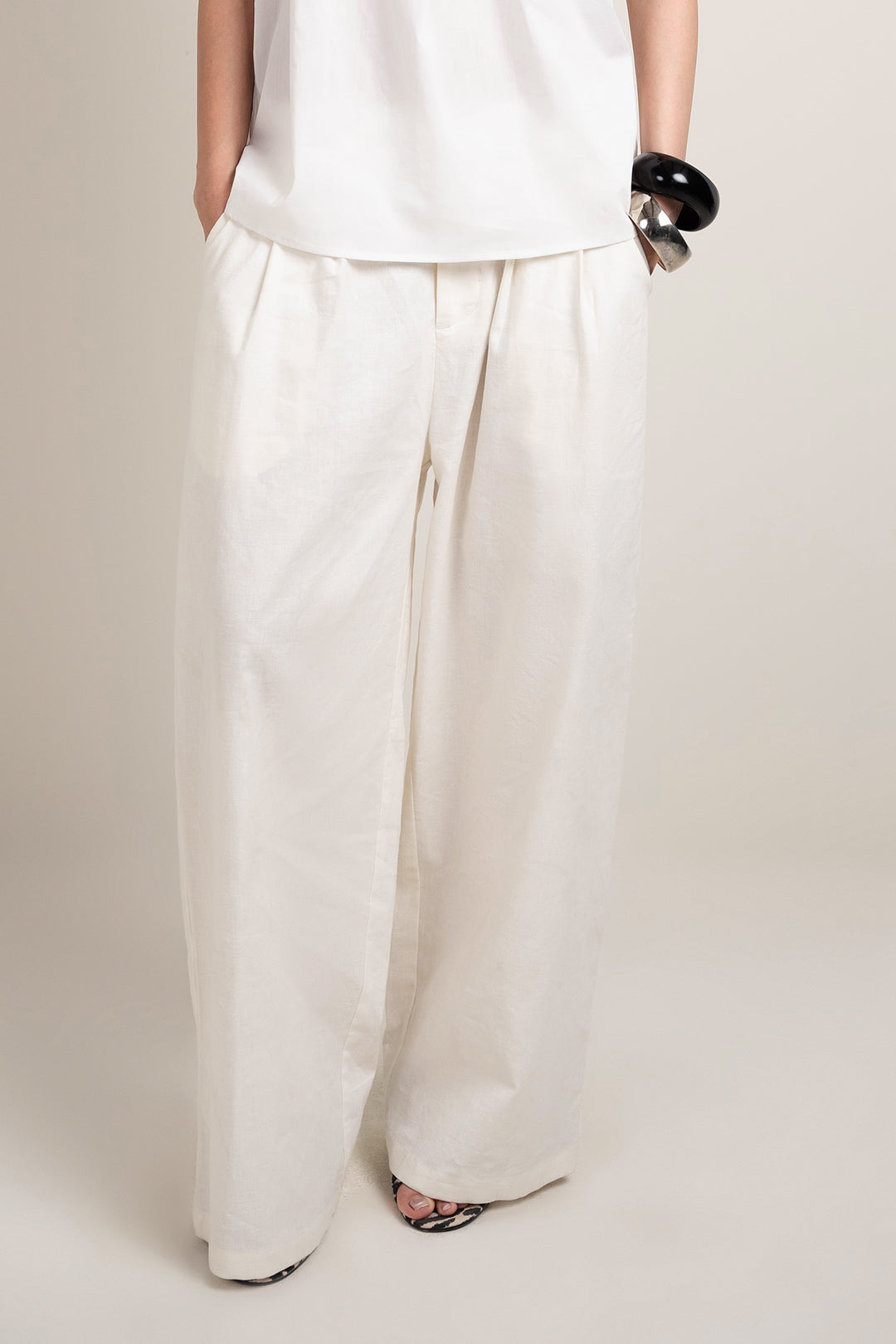Linen Wide Legged Pants - Off White